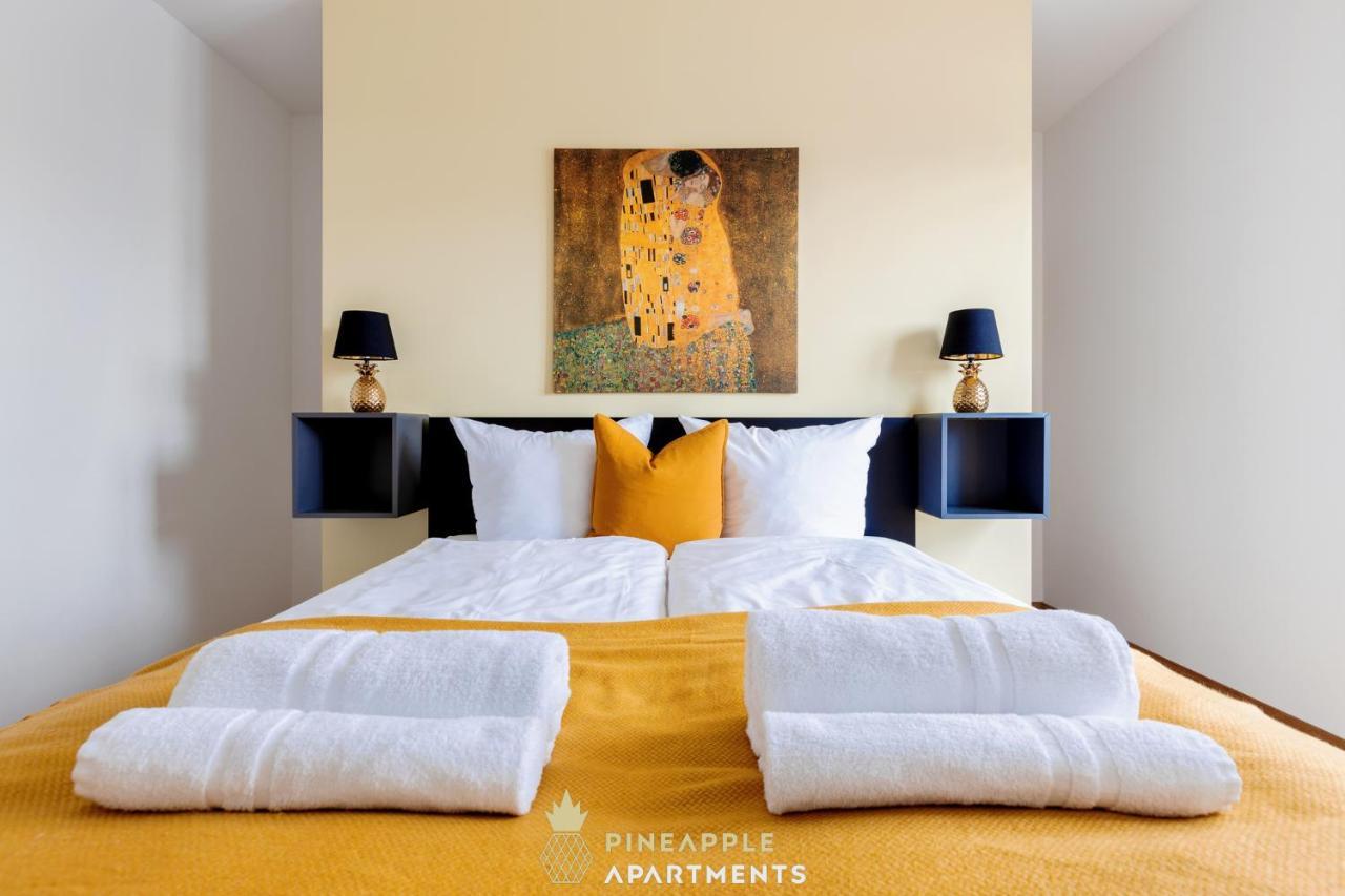 Pineapple Zwinger Iii - 86 Qm - 1x Free Parking * Dresden
